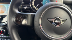 MINI Hatchback 1.5 Cooper Classic 5dr Auto Petrol Hatchback